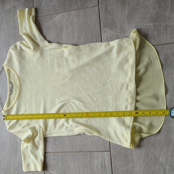 - Women's Mark's and Spencer Collection  soft yellow top - Picture 4 of 4